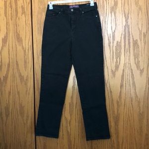 Gloria Vanderbilt black jeans